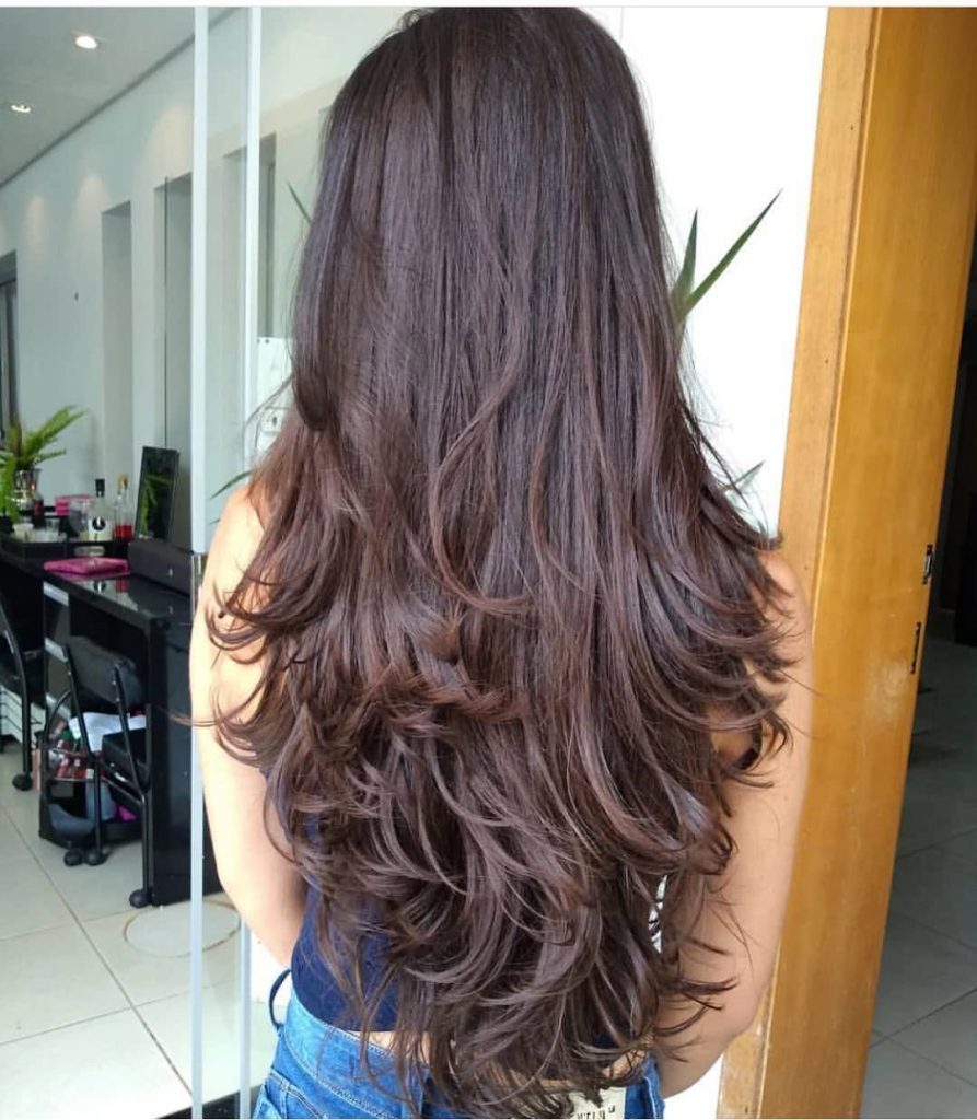 cortes de cabelo feminino Longo em Camadas